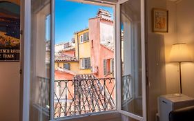 Spacious And Bright Flat Close To The Beach : Heart Of Old Nice